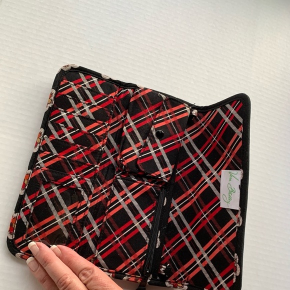 Vera Bradley full size wallet - Picture 3 of 3